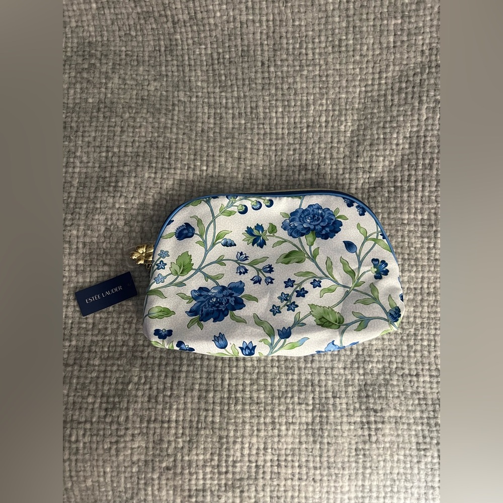 Estee Lauder Blue & White Floral Cosmetic/ Makeup Bag
new